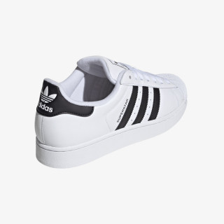 adidas Спортни обувки Superstar II 