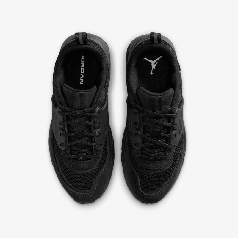 NIKE Спортни обувки Jordan Trunner 