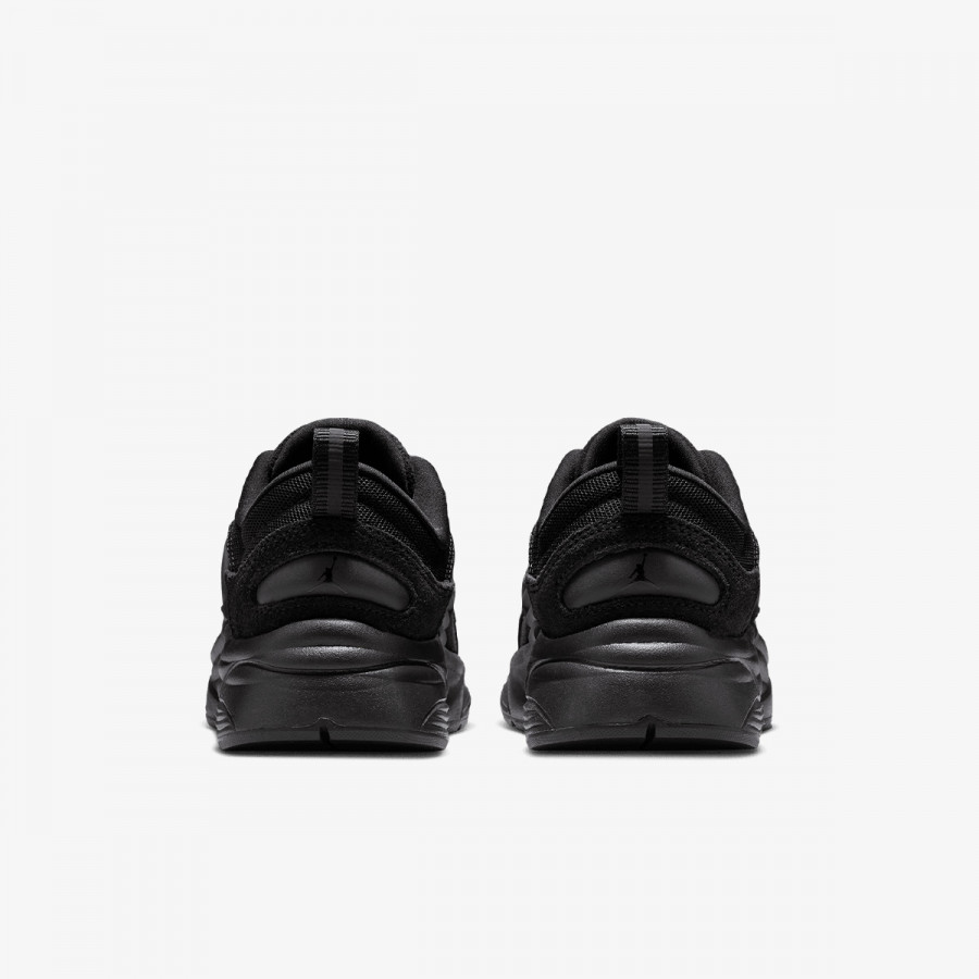 NIKE Спортни обувки Jordan Trunner 