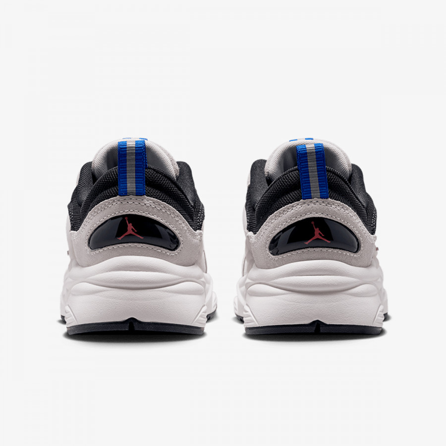 NIKE Спортни обувки JORDAN TRUNNER O/S BG 