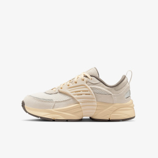 NIKE Спортни обувки JORDAN TRUNNER O/S BG 
