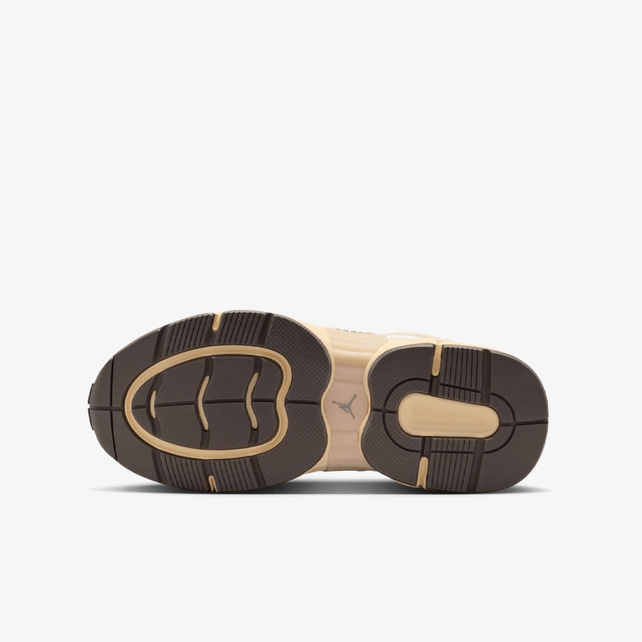 NIKE Спортни обувки JORDAN TRUNNER O/S BG 