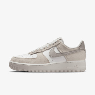 NIKE Спортни обувки W NIKE AIR FORCE 1 LO SR 