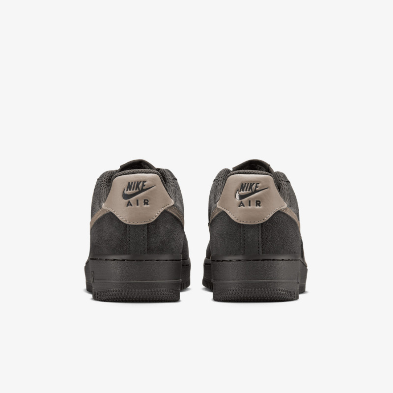 NIKE Спортни обувки W NIKE AIR FORCE 1 LO SR 
