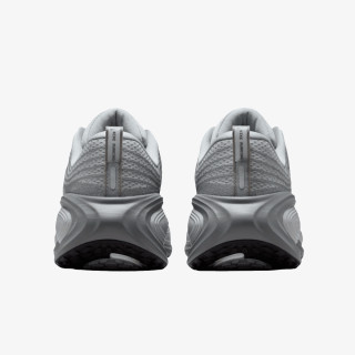NIKE Спортни обувки NIKE VOMERO PLUS AS 
