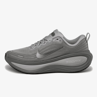 NIKE Спортни обувки NIKE VOMERO PLUS AS 