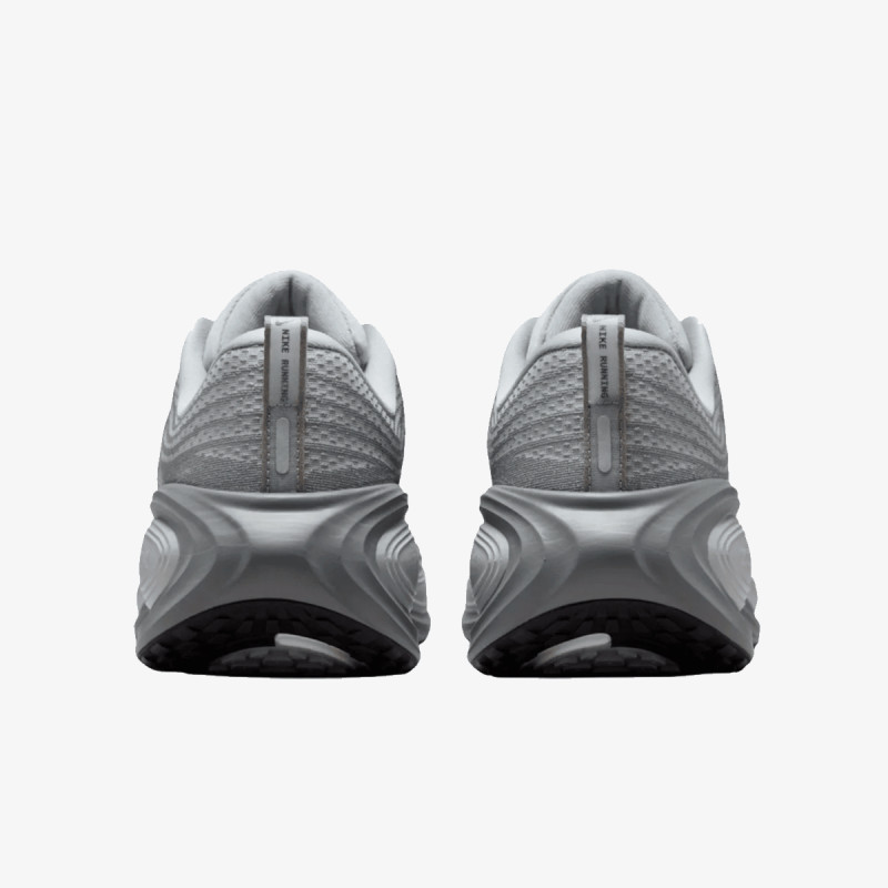 NIKE Спортни обувки NIKE VOMERO PLUS AS 