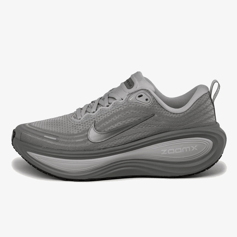 NIKE Спортни обувки NIKE VOMERO PLUS AS 