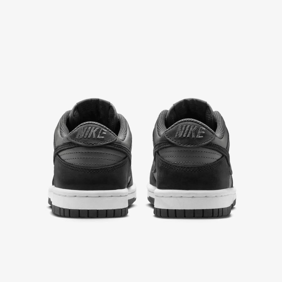NIKE Спортни обувки NIKE DUNK LOW SE (GS) 