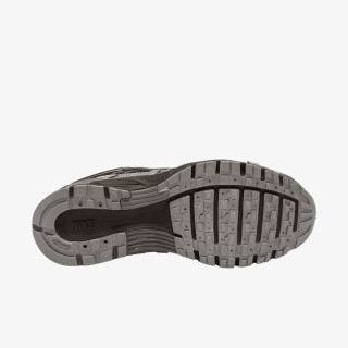 NIKE Спортни обувки W NIKE P-6000 
