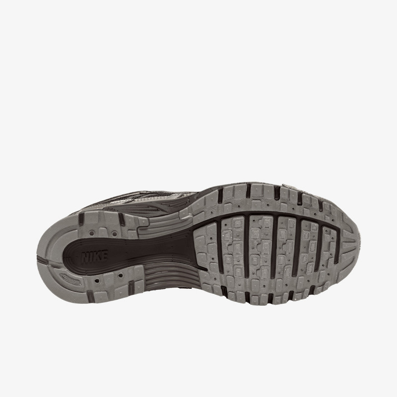 NIKE Спортни обувки W NIKE P-6000 