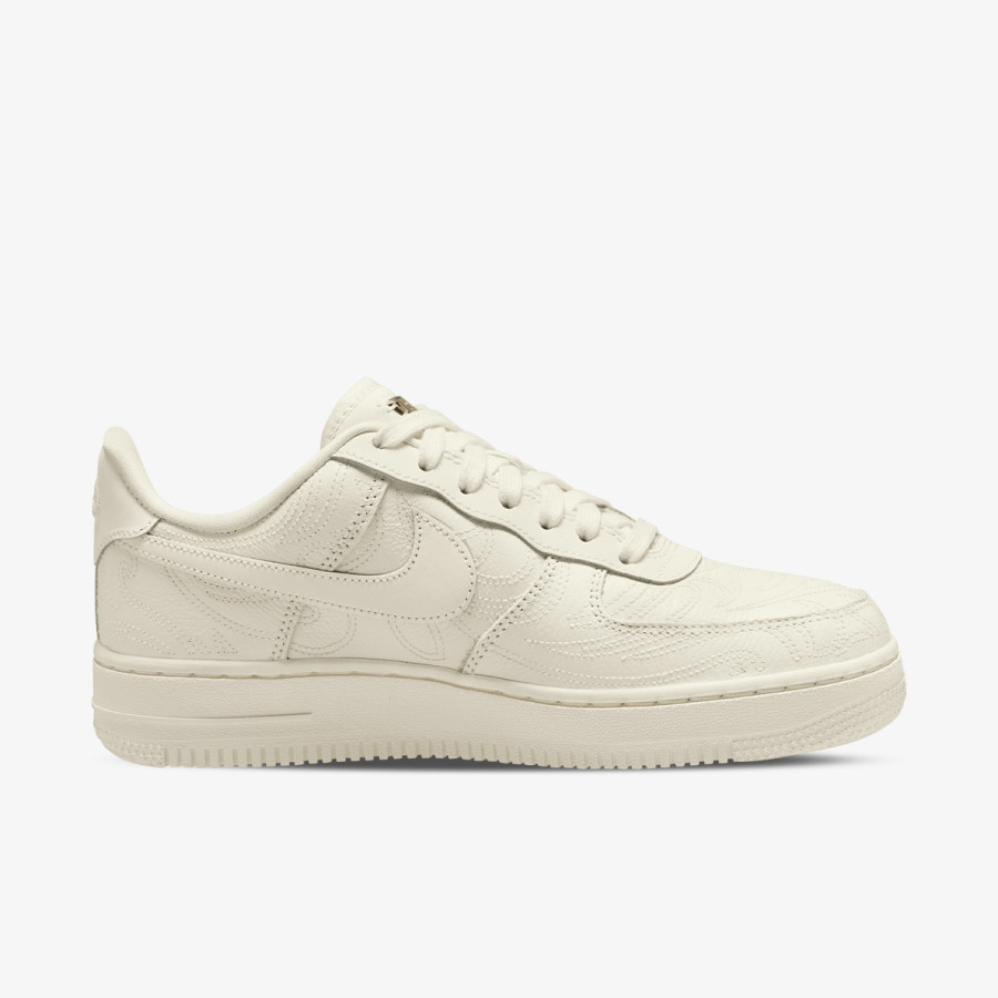 NIKE Спортни обувки W AIR FORCE 1 '07 PREM+ 