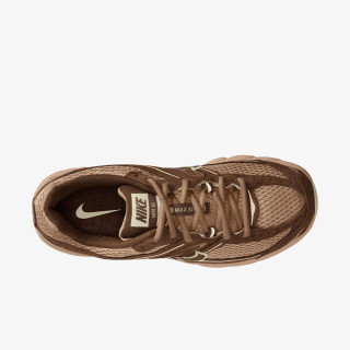 NIKE Спортни обувки W NIKE AIR MAX MOTO 2K SE 