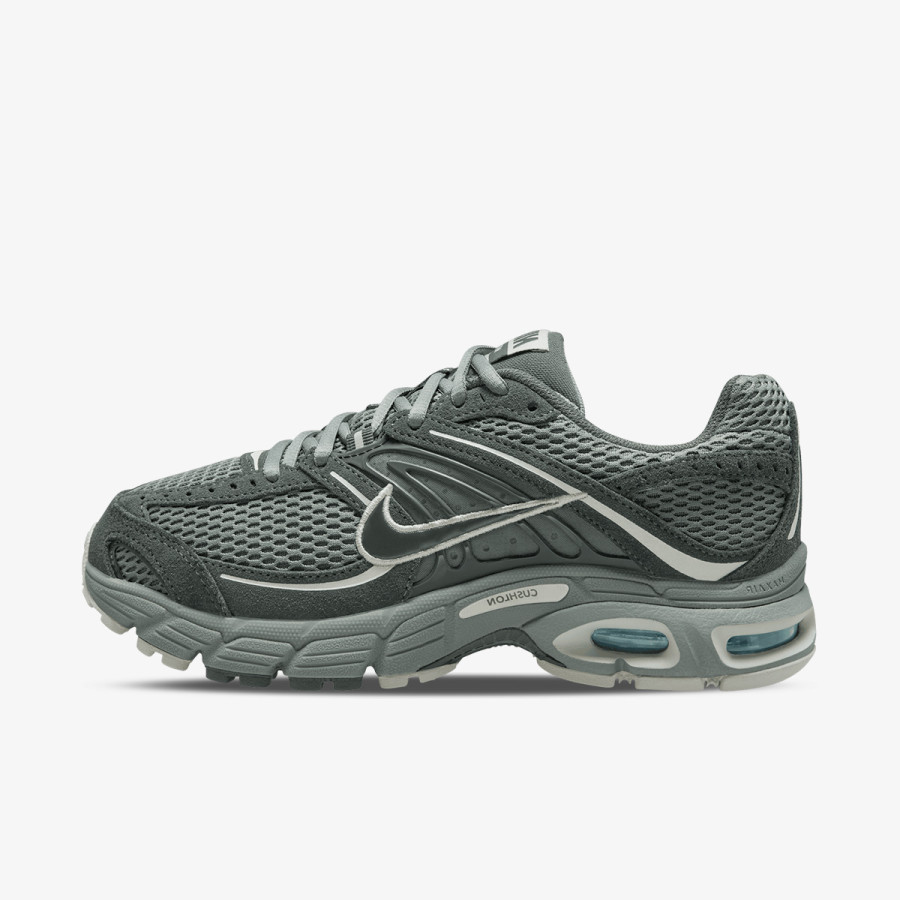 NIKE Спортни обувки W NIKE AIR MAX MOTO 2K SE 