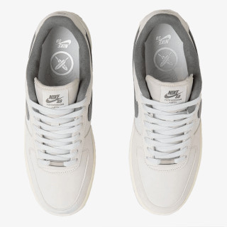 NIKE Спортни обувки NIKE SB AIR FORCE 1 YUTO 