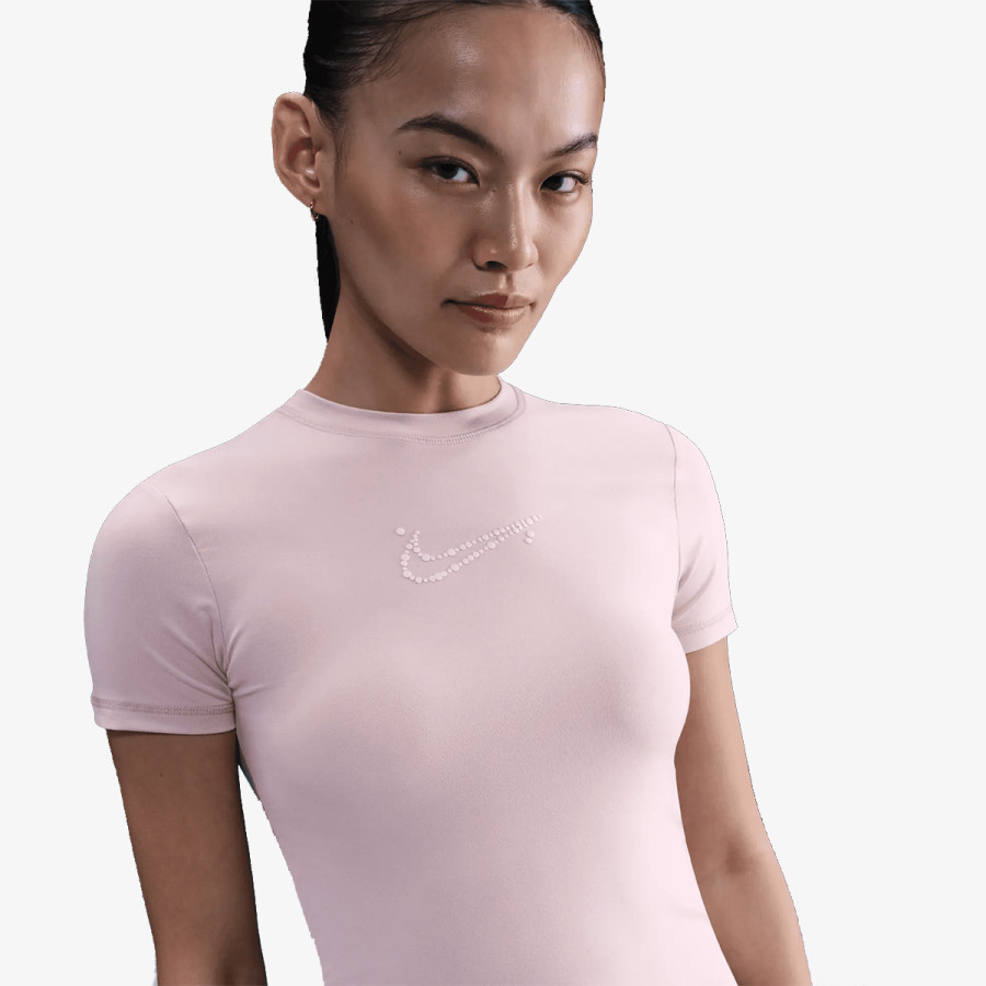 NIKE Тенискa W NSW SS MD TEE 