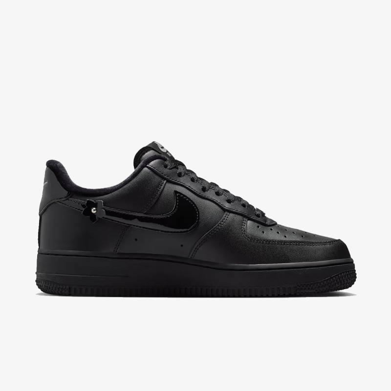 NIKE Спортни обувки W AIR FORCE 1 '07 