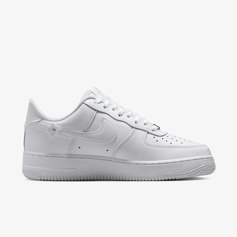 NIKE Спортни обувки W AIR FORCE 1 '07 