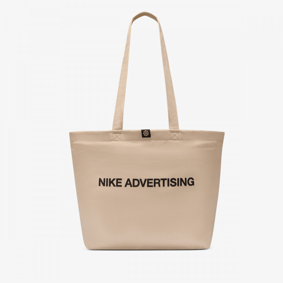 NIKE Чанти NK HERITGE TOTE GFX YR MSG HRE 