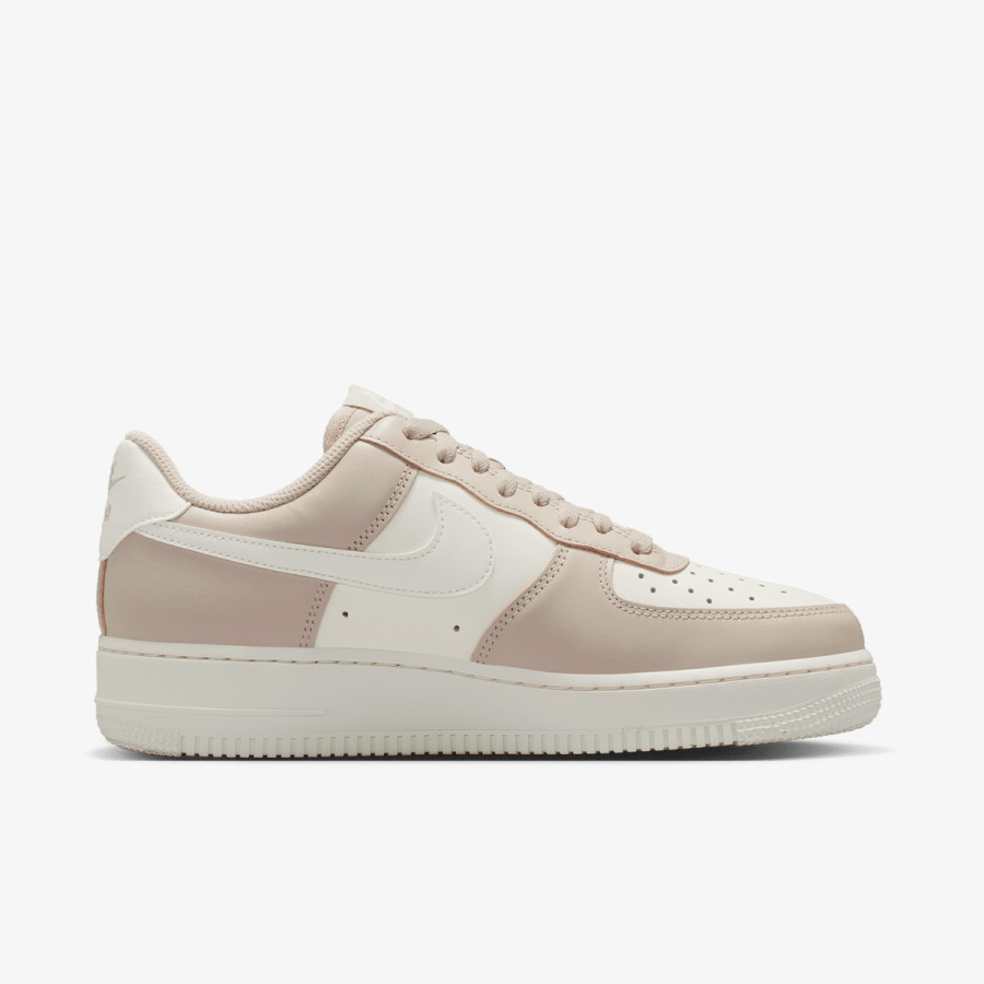 NIKE Спортни обувки W AIR FORCE 1 '07 LOW CRSNT 