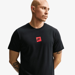 NIKE Тенискa U NSW TEE STD CLUB FTRA BOX 
