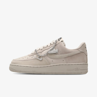 NIKE Спортни обувки WMNS AIR FORCE 1 '07 