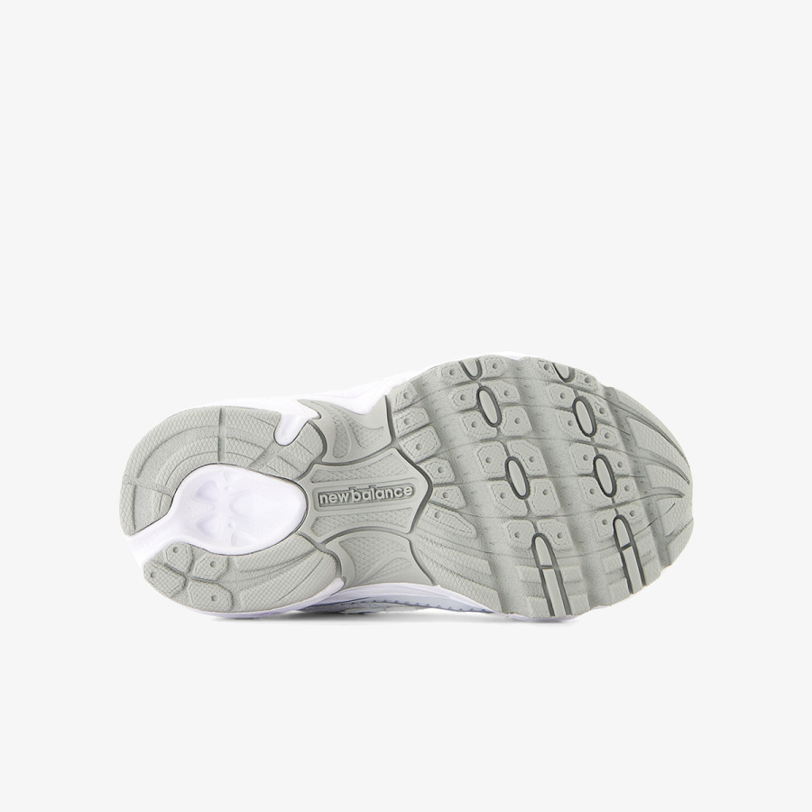 NEW BALANCE Спортни обувки K 740 