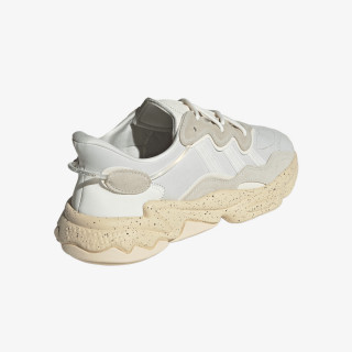 adidas Спортни обувки Ozweego 