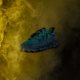 adidas Спортни обувки OZWEEGO TR 