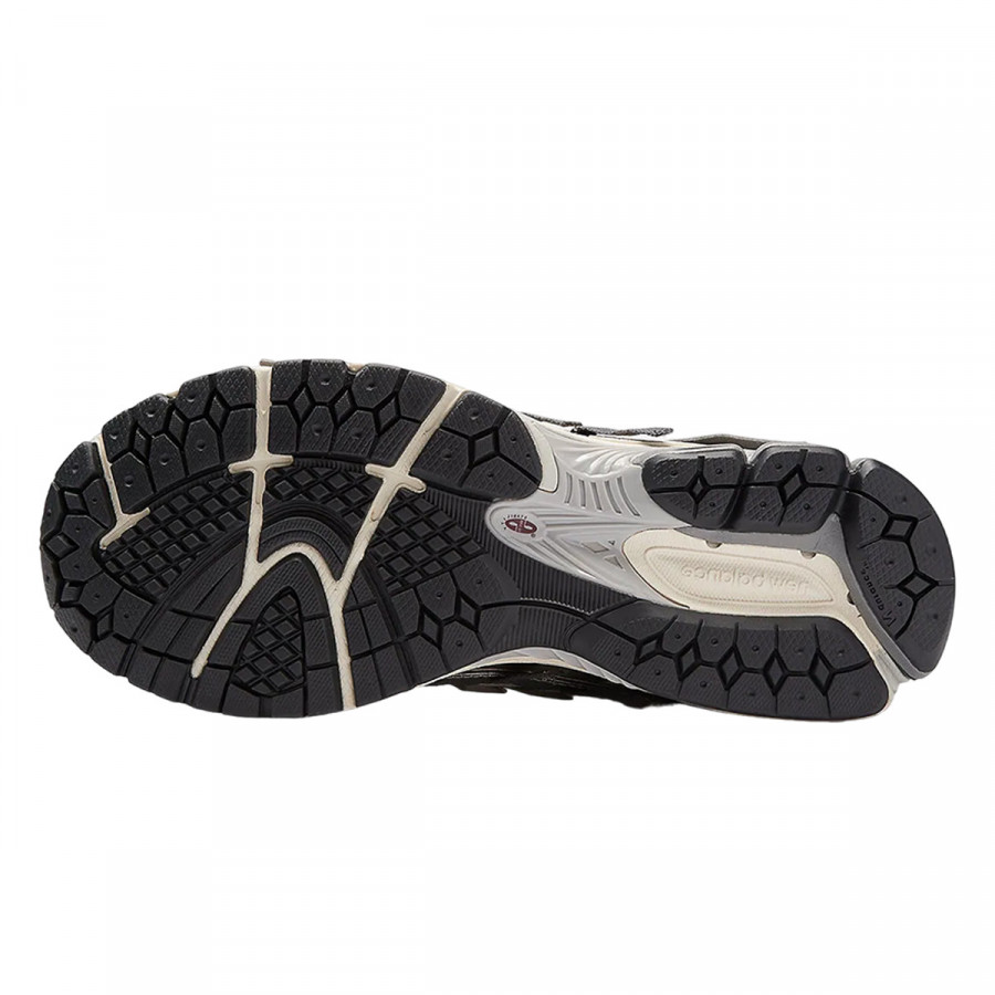 NEW BALANCE Спортни обувки 1906A 