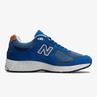 NEW BALANCE Спортни обувки NEW BALANCE - 2002 