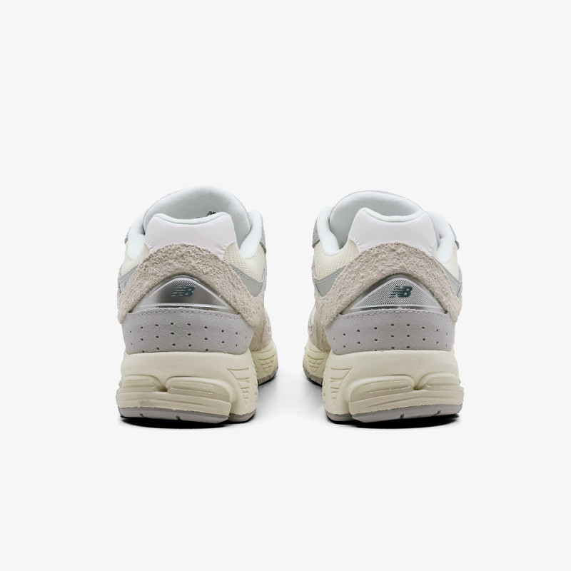 NEW BALANCE Спортни обувки 2002R 