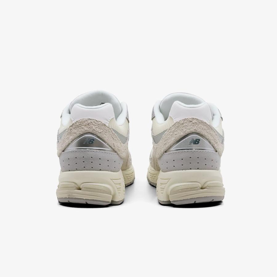 NEW BALANCE Спортни обувки 2002R 