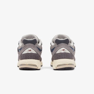 NEW BALANCE Спортни обувки 2002R 