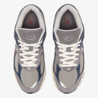 NEW BALANCE Спортни обувки 2002R 
