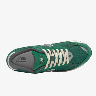 NEW BALANCE Спортни обувки 2002R 