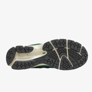 NEW BALANCE Спортни обувки 2002R 
