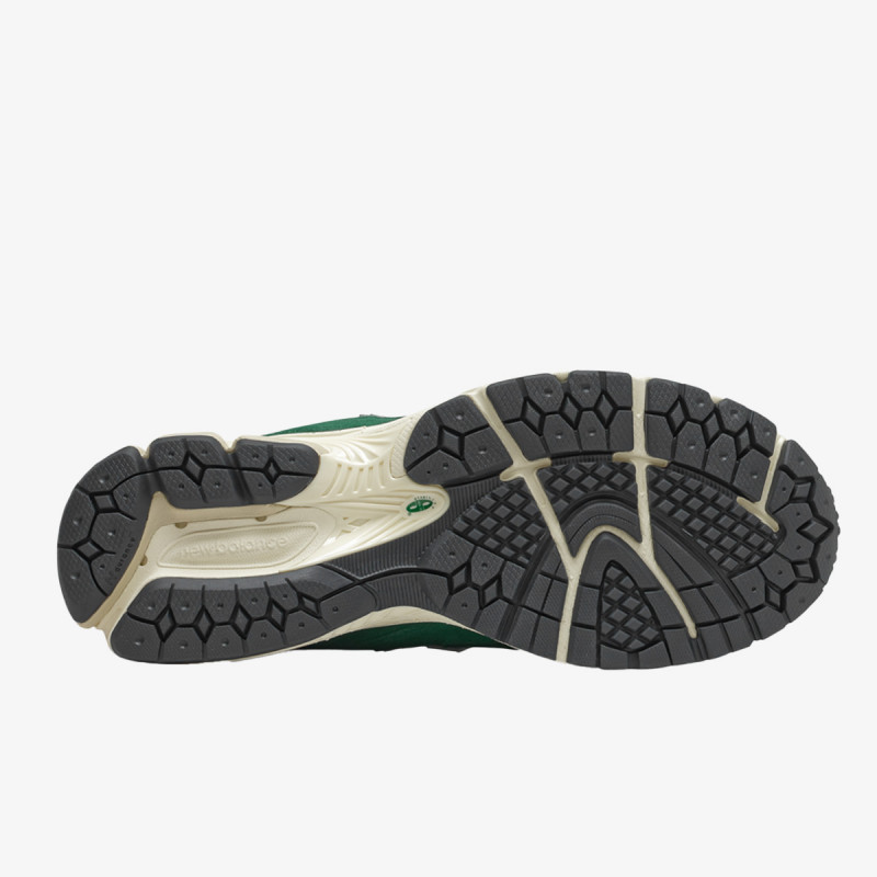 NEW BALANCE Спортни обувки 2002R 