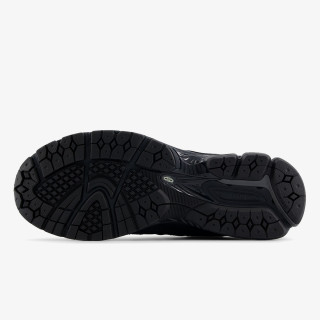NEW BALANCE Спортни обувки 2002R 