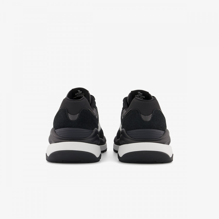 NEW BALANCE Спортни обувки 5740 