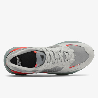 NEW BALANCE Спортни обувки 5740 