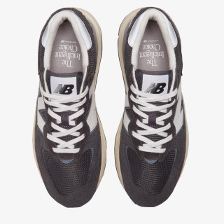 NEW BALANCE Спортни обувки M 5740 