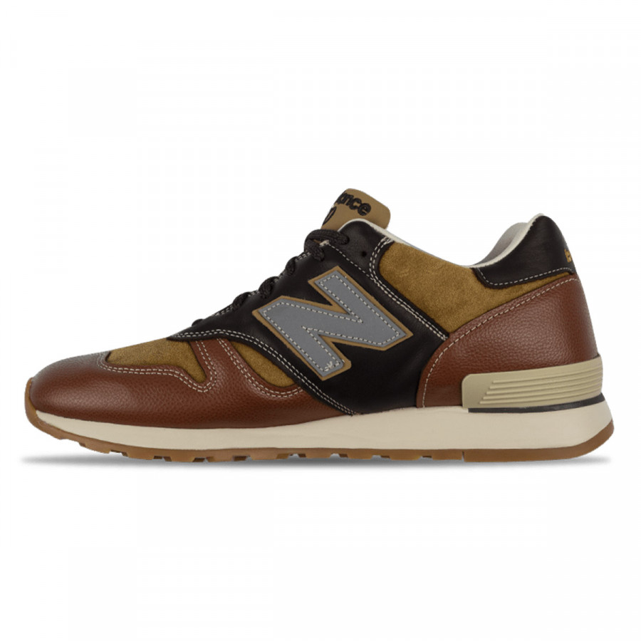 NEW BALANCE Спортни обувки M 670 