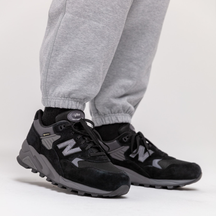 NEW BALANCE Спортни обувки NEW BALANCE - 581 