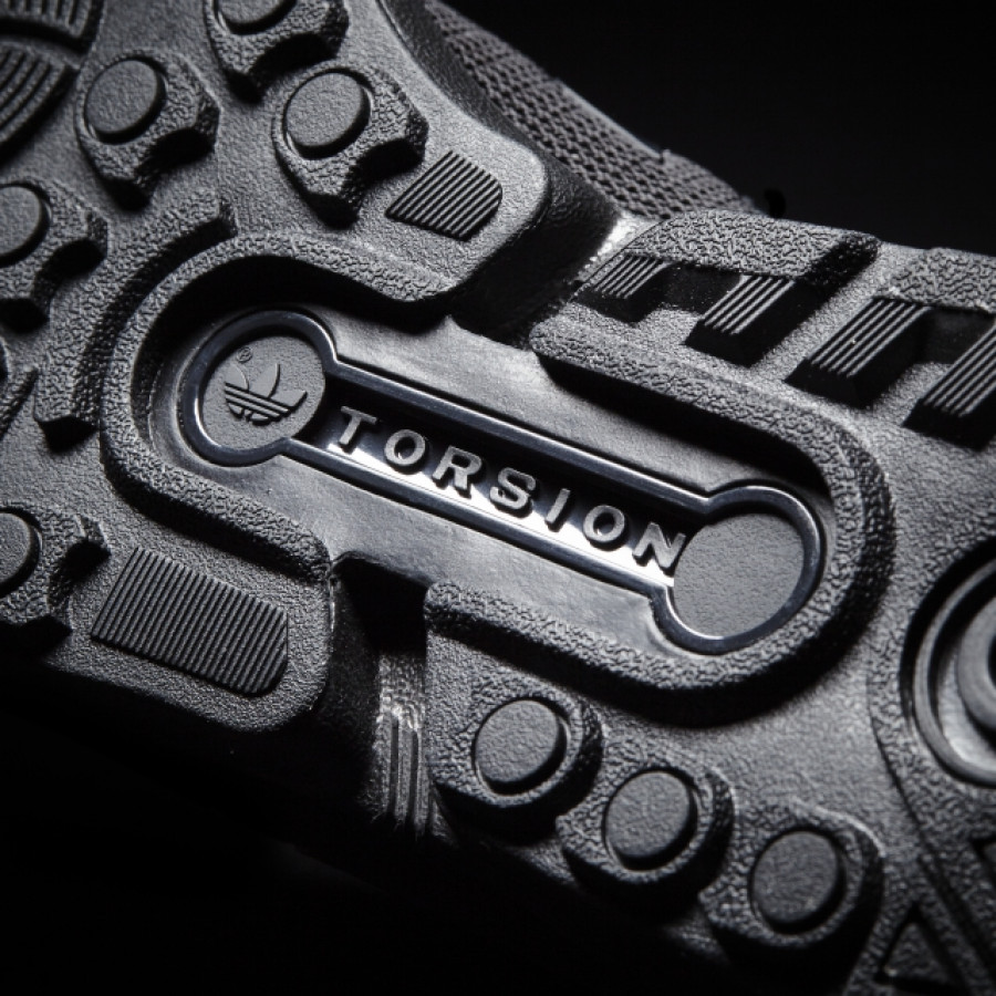 adidas Спортни обувки ZX FLUX 