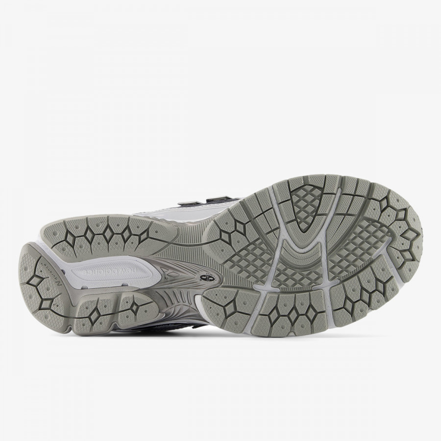 NEW BALANCE Спортни обувки 1906 
