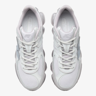 NEW BALANCE Спортни обувки 2000 