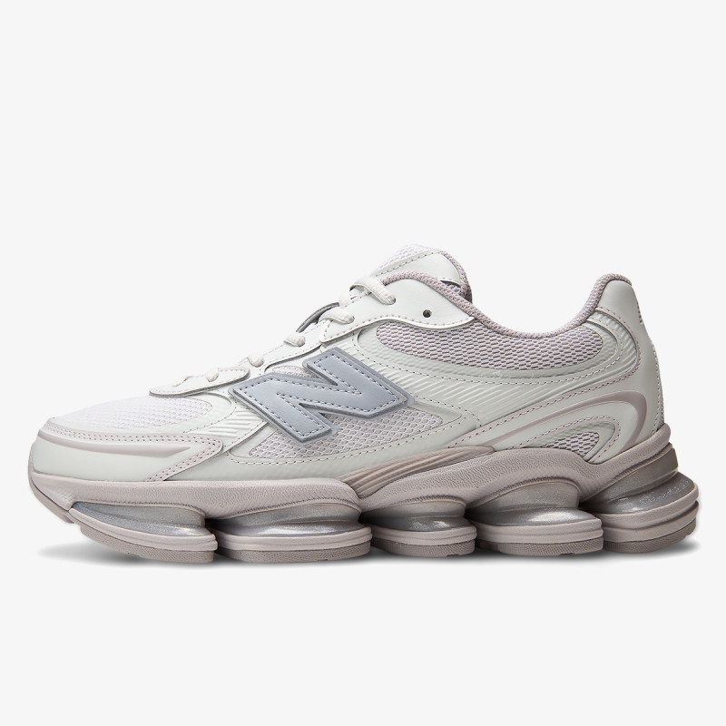 NEW BALANCE Спортни обувки 2000 