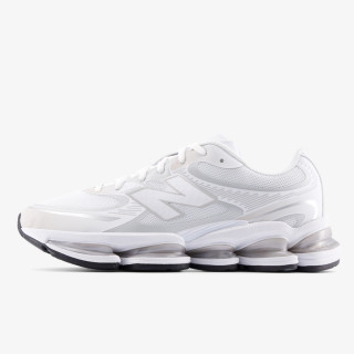 NEW BALANCE Спортни обувки 2000 