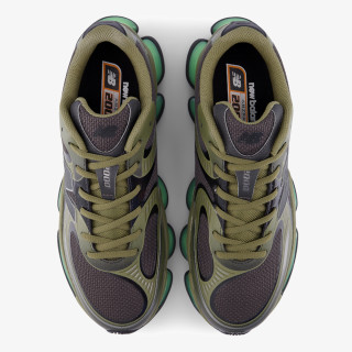 NEW BALANCE Спортни обувки 2000 